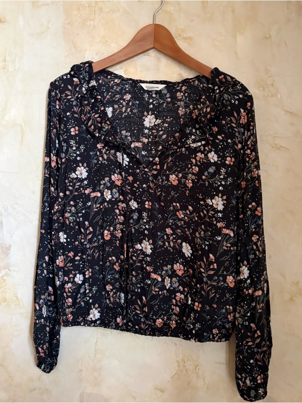 NWT Lucky Brand Floral Ruffle-Neck Blouse